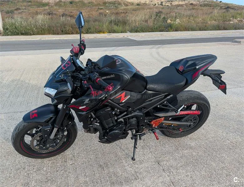 Kawasaki Z 900 – Vista 2