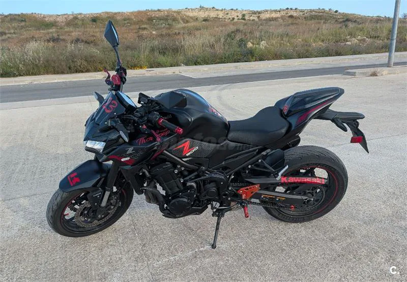 Kawasaki Z 900 – Vista 9