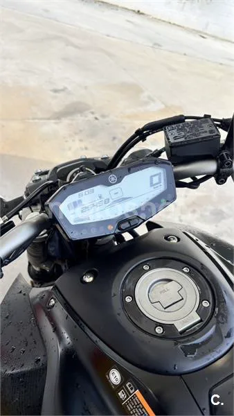 Yamaha MT-07 – Vista 7
