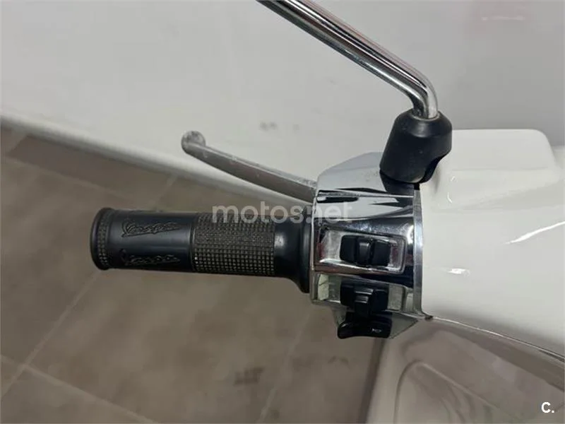 Vespa Primavera – Vista 12