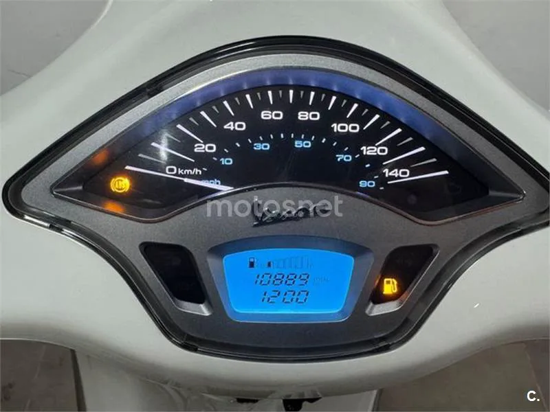Vespa Primavera – Vista 13