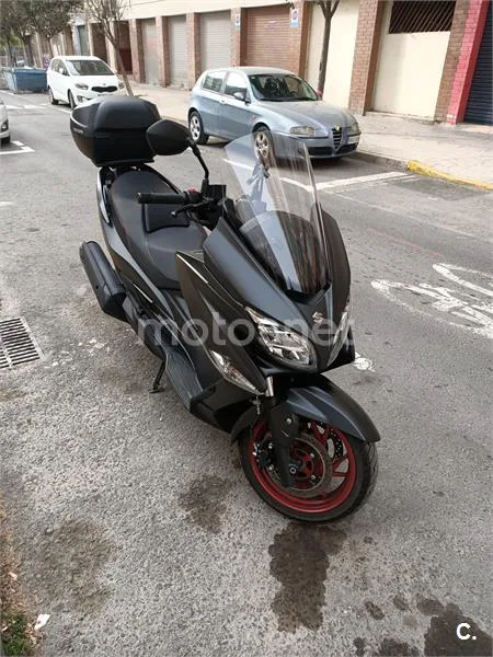 Suzuki Burgman 400 – Vista 3