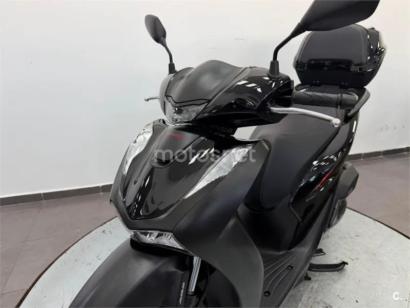 Honda SH 125i – Vista 16
