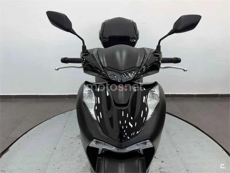 Honda SH 125i – Vista 17