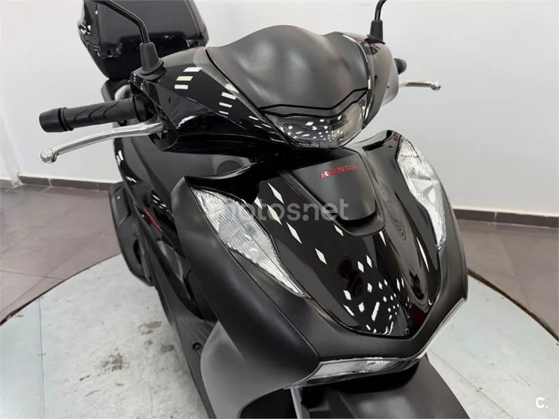 Honda SH 125i – Vista 7