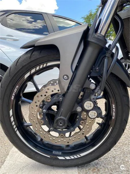 Yamaha MT-07 – Vista 8