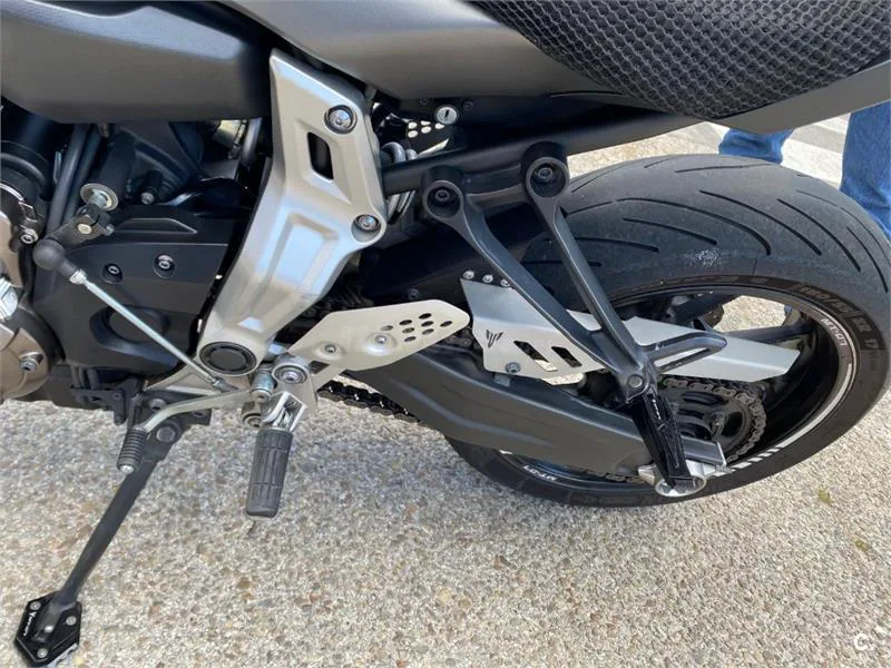 Yamaha MT-07 – Vista 9