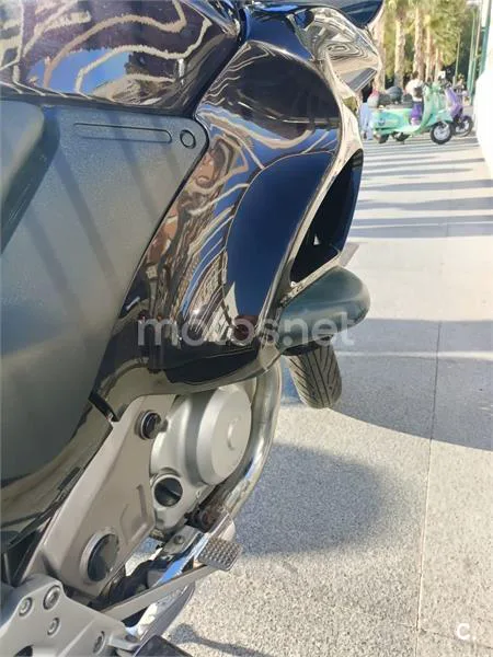 Honda NT 650 V Deauville – Vista 4