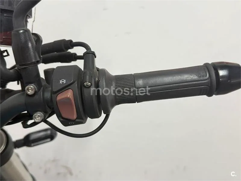 Voge 500 AC – Vista 12