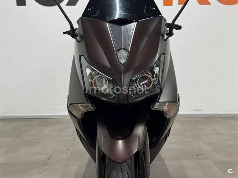 Yamaha TMAX 530 – Vista 9