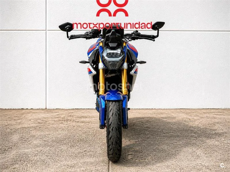 BMW F 900 R – Vista 3