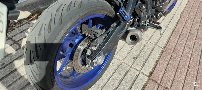 Yamaha MT-07 – Vista 7