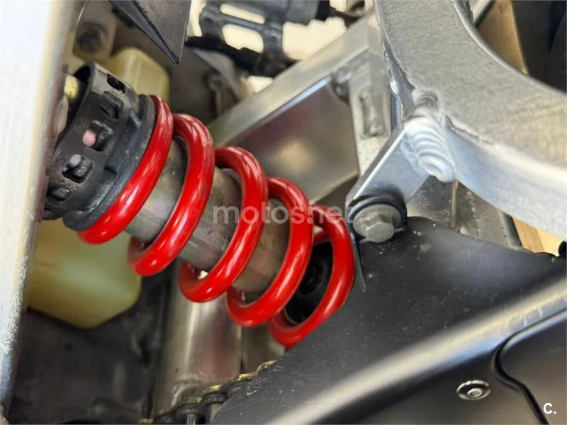 Honda CBR 900 RR Fireblade – Vista 13