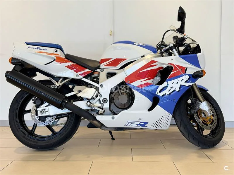 Honda CBR 900 RR Fireblade – Vista 6