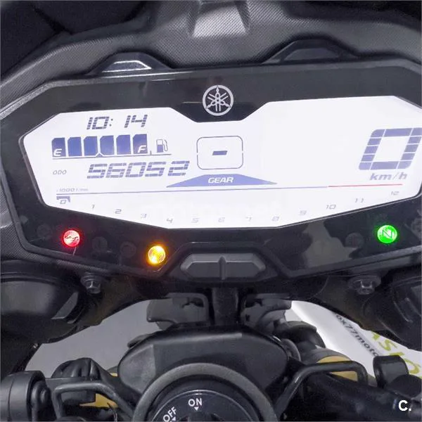 Yamaha Tracer 700 – Vista 7
