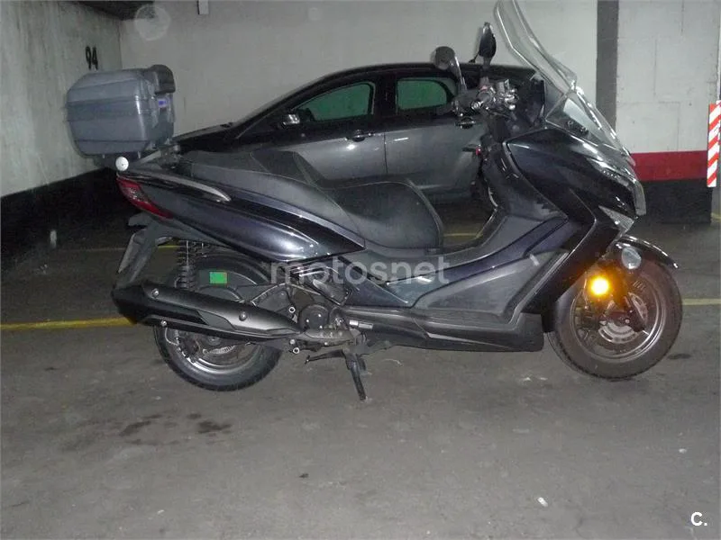 Kymco Grand Dink 300 – Vista 2