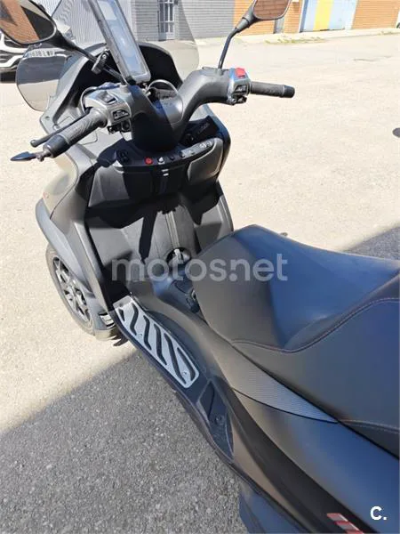 Piaggio MP3 – Vista 5