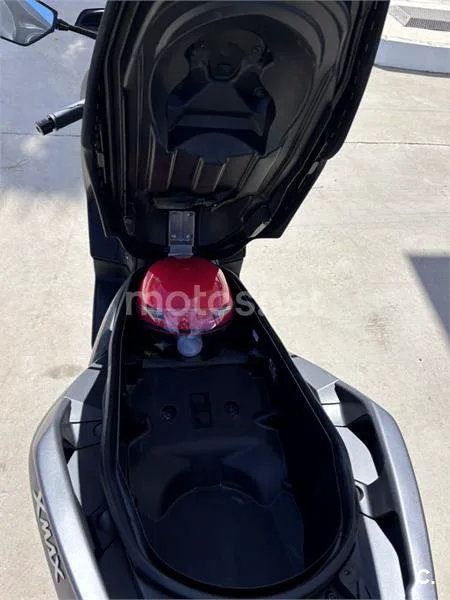 Yamaha XMAX 125 – Vista 16
