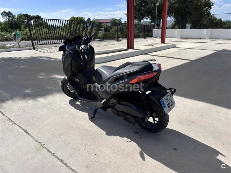 Yamaha XMAX 125 – Vista 7