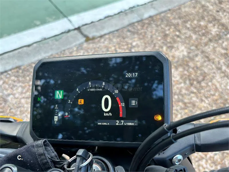 Honda CB 125 R – Vista 5