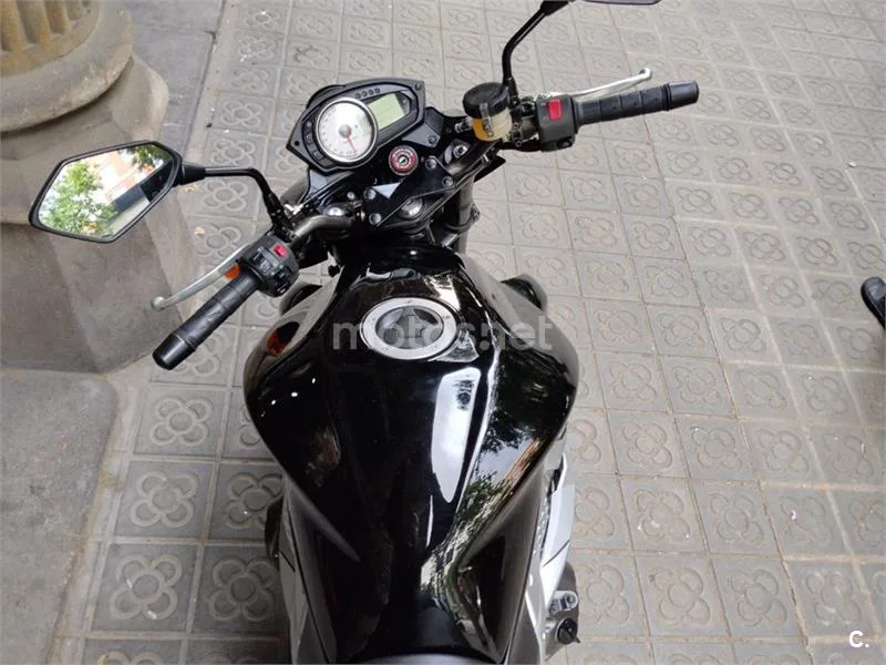 Kawasaki Z750 – Vista 12
