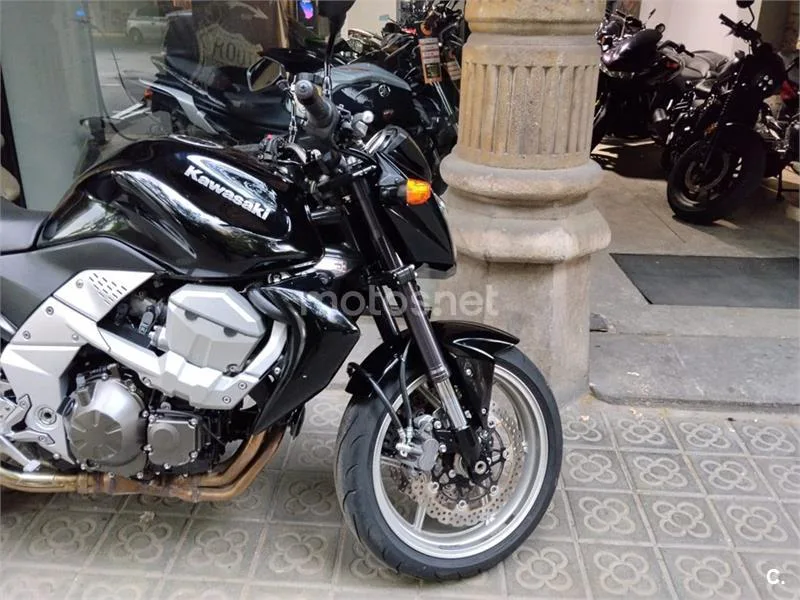 Kawasaki Z750 – Vista 8