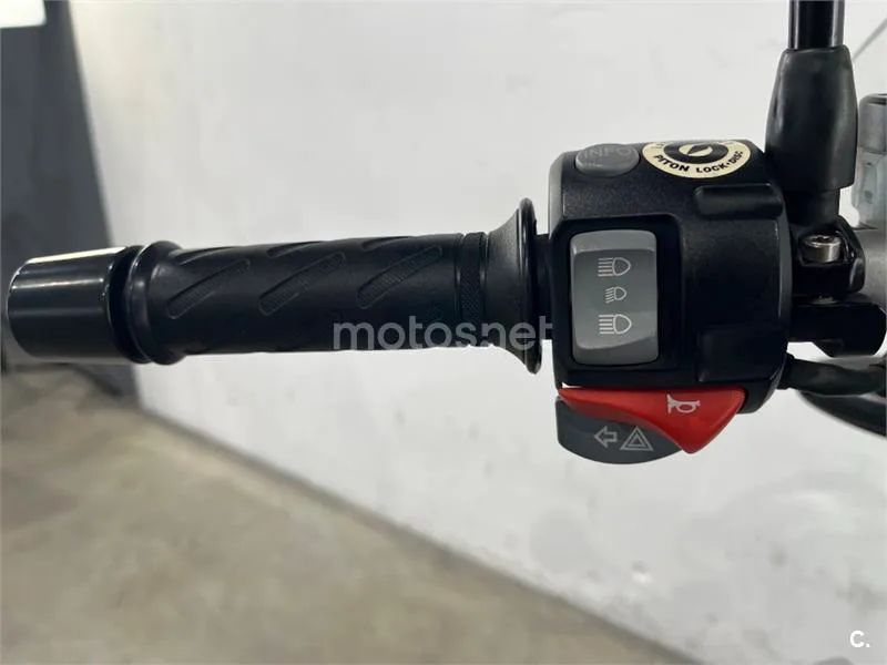 BMW R 1200 R – Vista 24