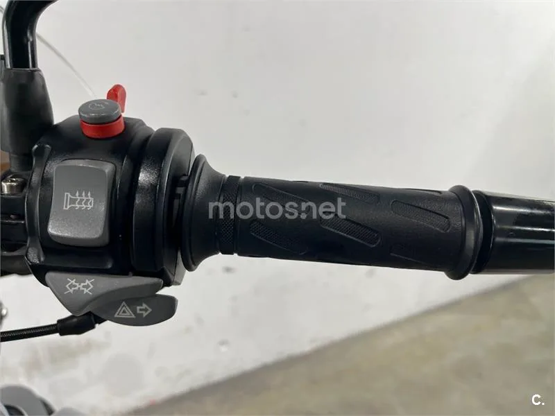 BMW R 1200 R – Vista 25