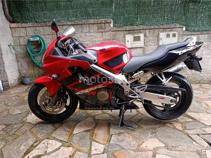 Honda CBR 600F – Vista 3