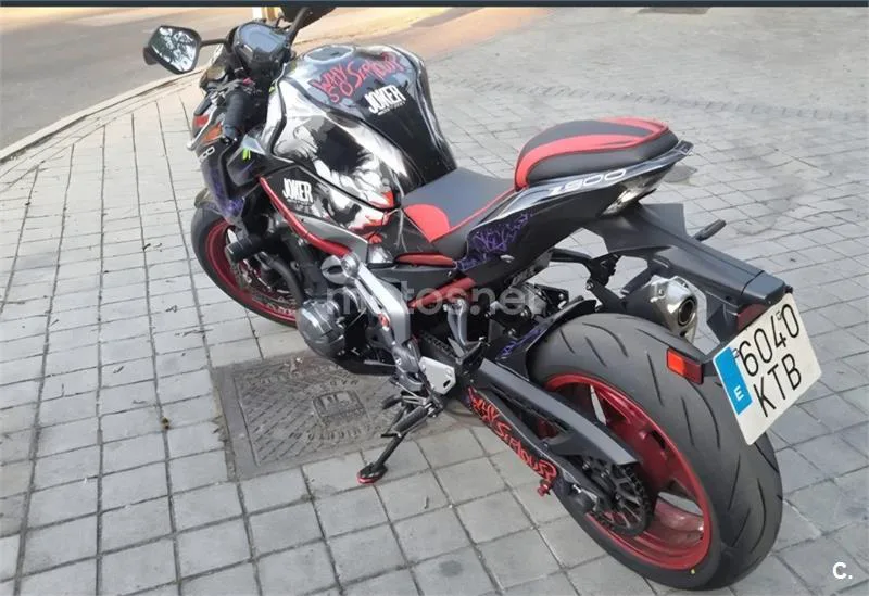 Kawasaki Z900 – Vista 6