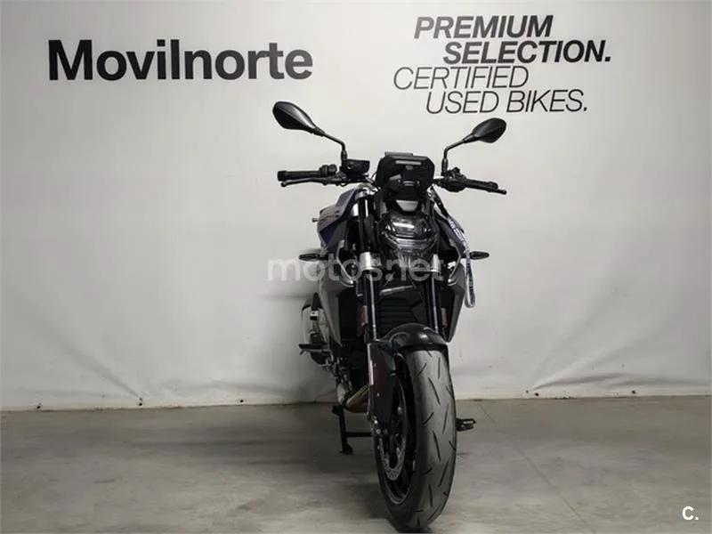 BMW F 900 R – Vista 3