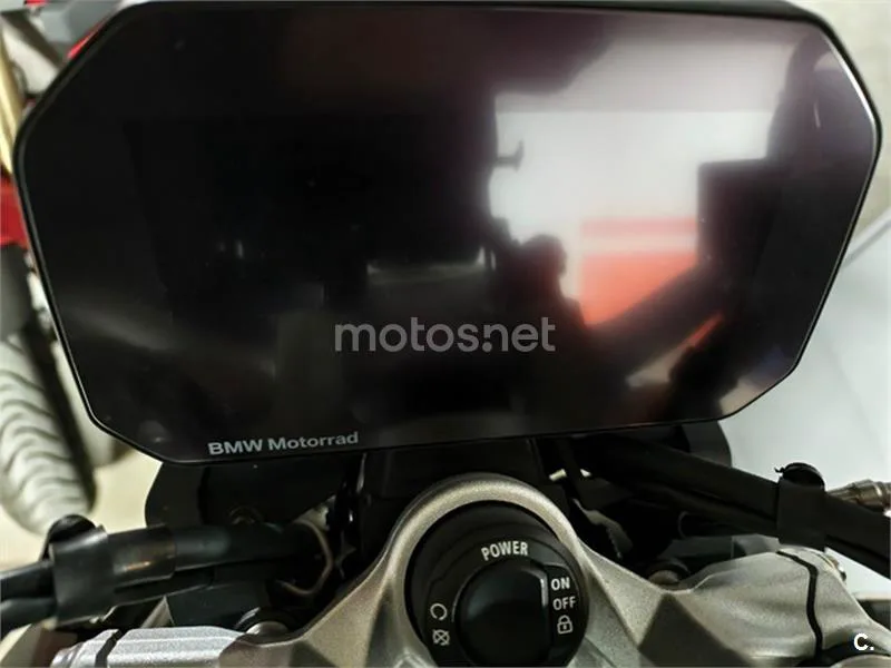 BMW F 900 R – Vista 6