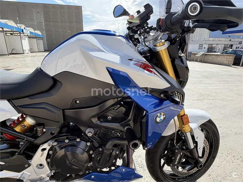 BMW F 900 R – Vista 2