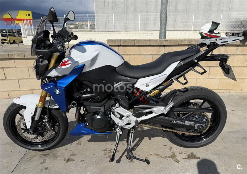 BMW F 900 R – Vista 3
