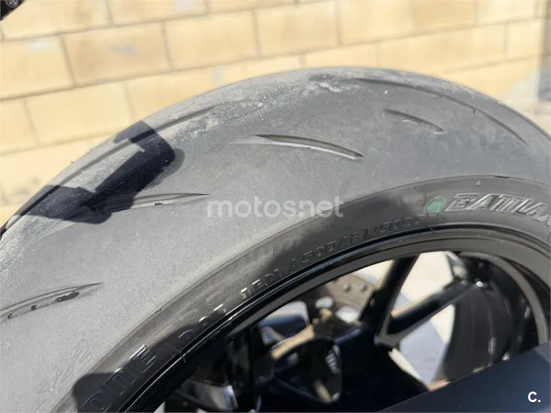 BMW F 900 R – Vista 4