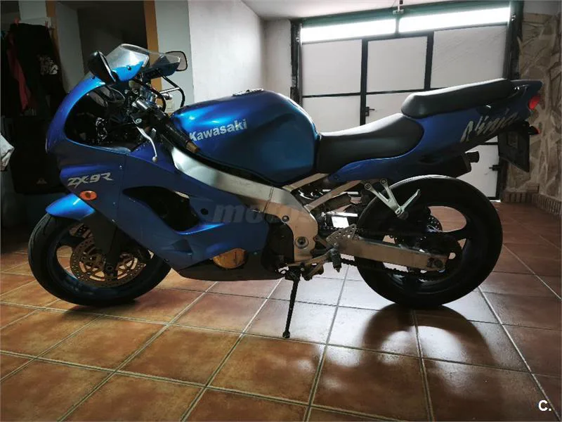 Kawasaki ZX 9R NINJA – Vista 3