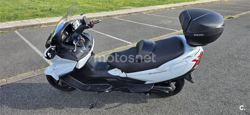 Suzuki Burgman 650 Executive – Vista 2