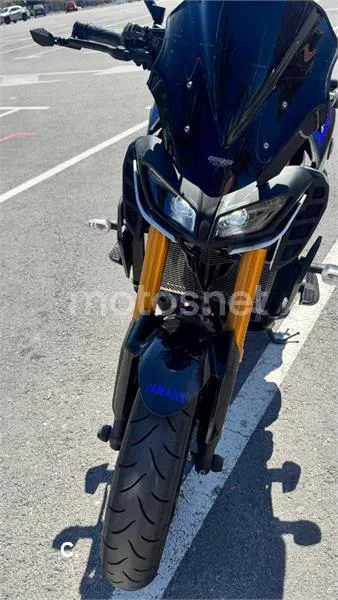 Yamaha MT-09 – Vista 3