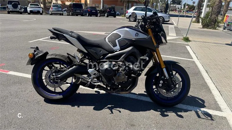 Yamaha MT-09 – Vista 6