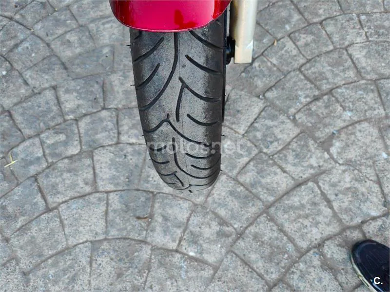 Suzuki GSF 1200 Bandit S – Vista 12