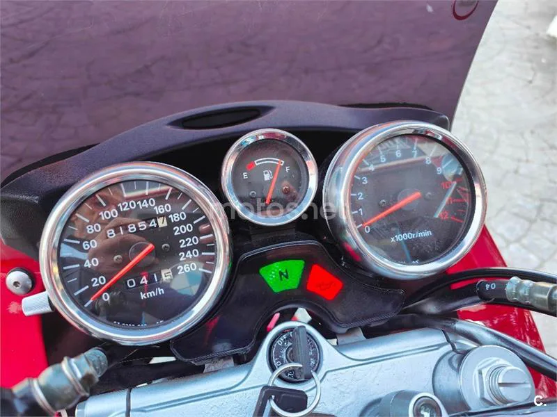 Suzuki GSF 1200 Bandit S – Vista 15