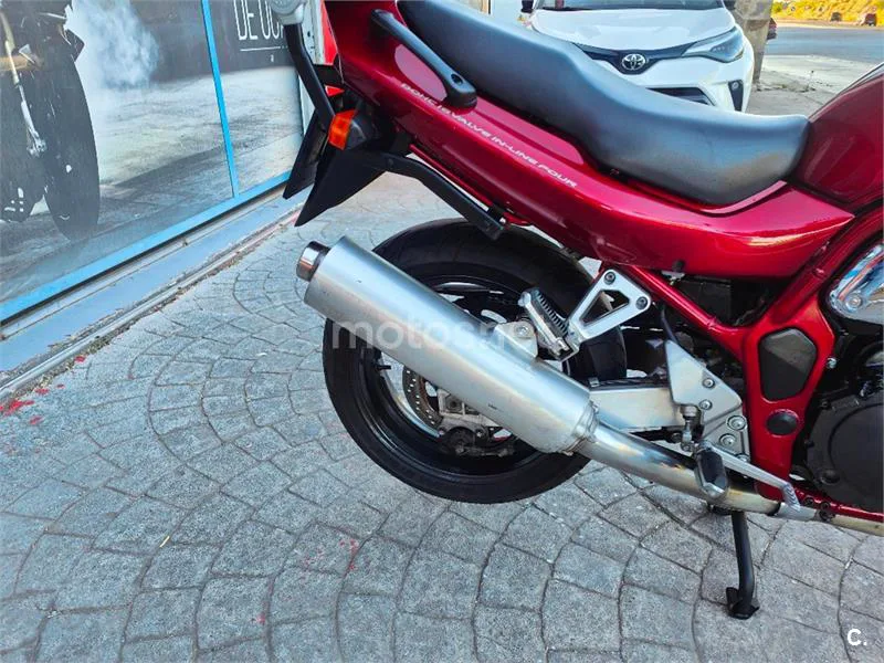Suzuki GSF 1200 Bandit S – Vista 6