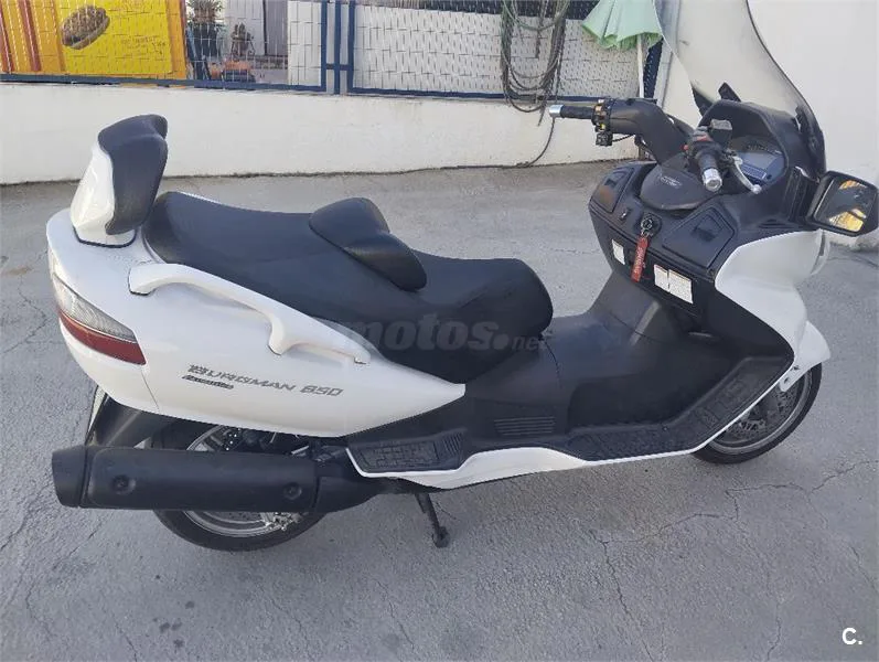 Suzuki Burgman 650 Executive – Vista 4