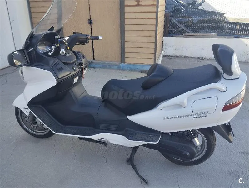 Suzuki Burgman 650 Executive – Vista 5