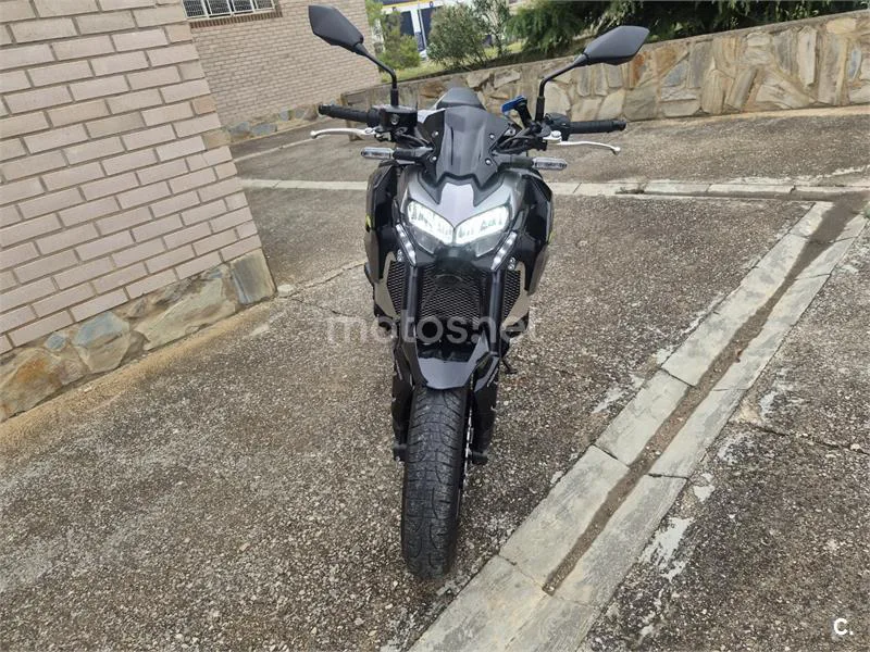 Kawasaki Z 900 – Vista 6