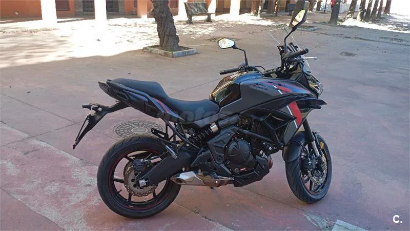 Kawasaki Versys – Vista 2