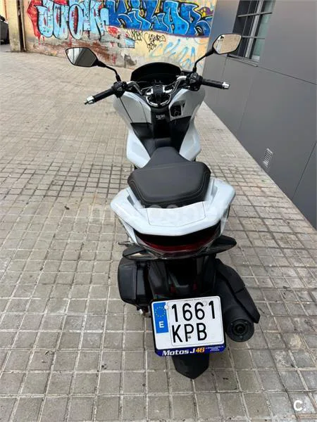 Honda PCX 125 – Vista 3