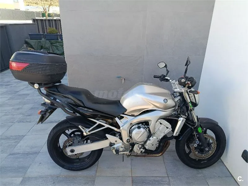 Yamaha FZ6 N – Vista 6