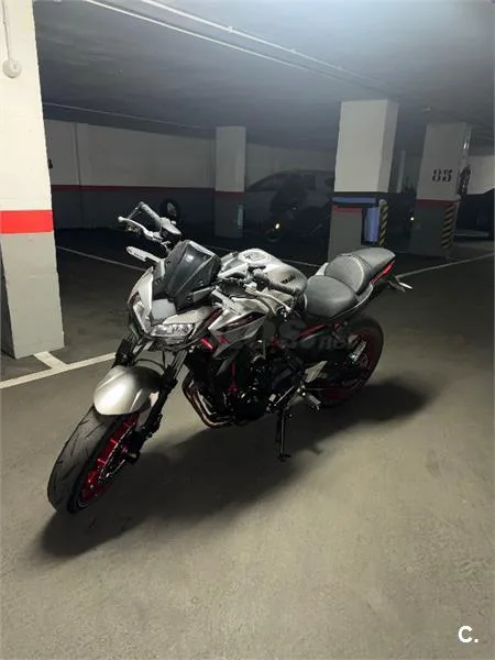Kawasaki Z650 – Vista 3