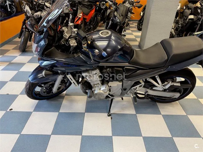 Suzuki Bandit 650 S – Vista 5